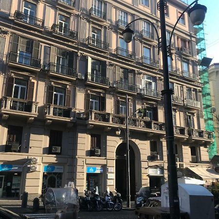 Borgo Santa Lucia Apartment Неаполь Екстер'єр фото